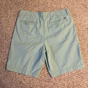 Men’s American Eagle Prep Light Green Shorts Size 32